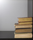 Free Old Textbooks On Bookshelf Royalty Free Stock Photography - 3362097