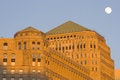 Free Moon Over Merchandise Mart Stock Photography - 4358232