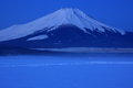 Free Predawn Mt. Fuji Over Freeze Up Lake Yamanaka Royalty Free Stock Photography - 6335697