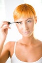 Free Applying Mascara Stock Photography - 6650042
