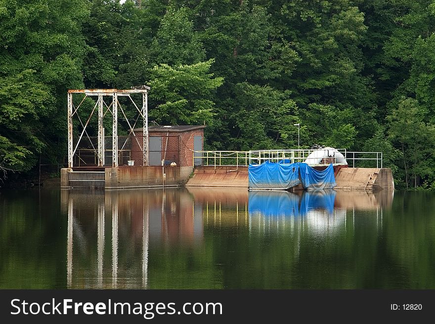 This gate is the gate that allows water into to pass through the dam, keeping the lake level constant. This gate is the gate that allows water into to pass through the dam, keeping the lake level constant