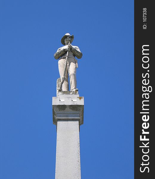 Statue of a confederate soldier in the historic square in Franklin Tennessee. Statue of a confederate soldier in the historic square in Franklin Tennessee