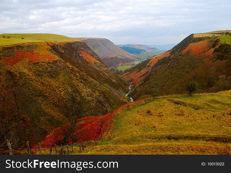 A stunning and colorful vie down the dale. A stunning and colorful vie down the dale