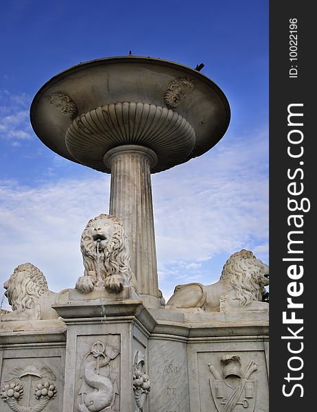 A view of old havana fountain with lions ornament