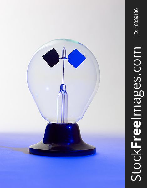Light spinner illuminated with blue light