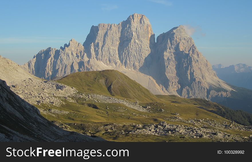 Mountainous Landforms, Ridge, Mountain, Mountain Range