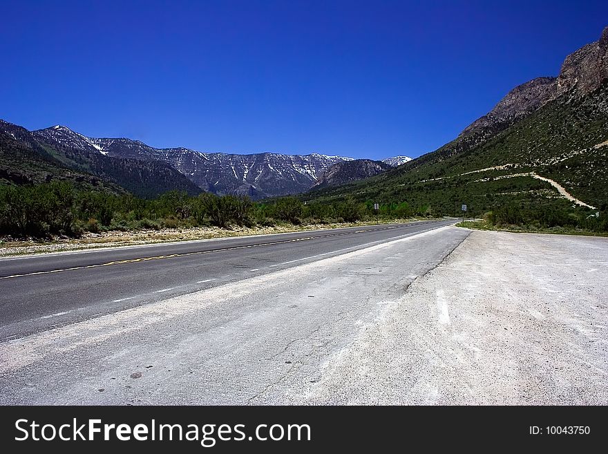 American freeway among the mountains