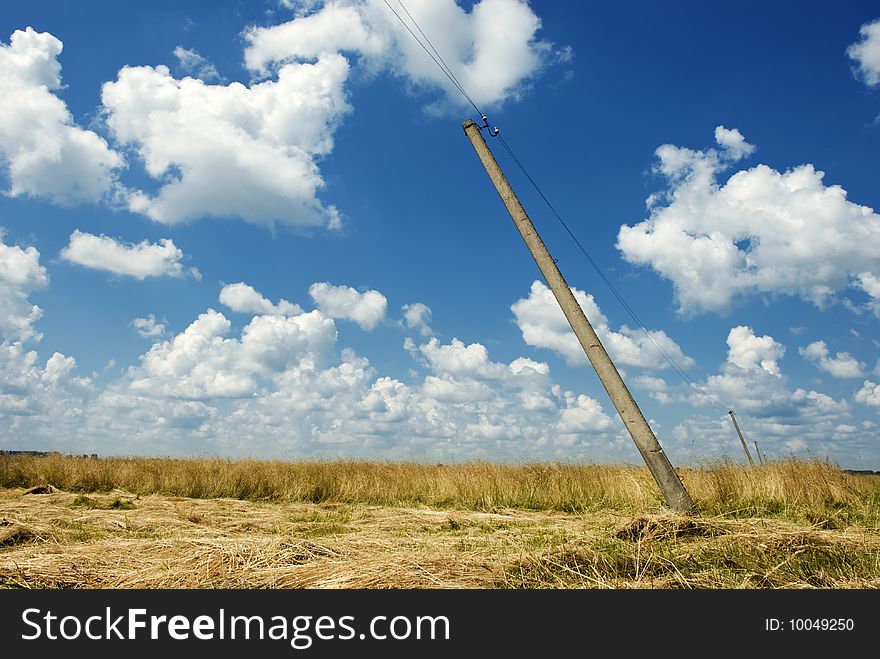 Inclined post at hay valley & cloudy blue sky