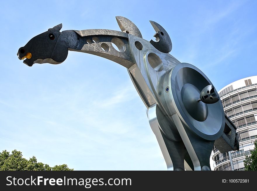 Landmark, Mode Of Transport, Sculpture, Sky