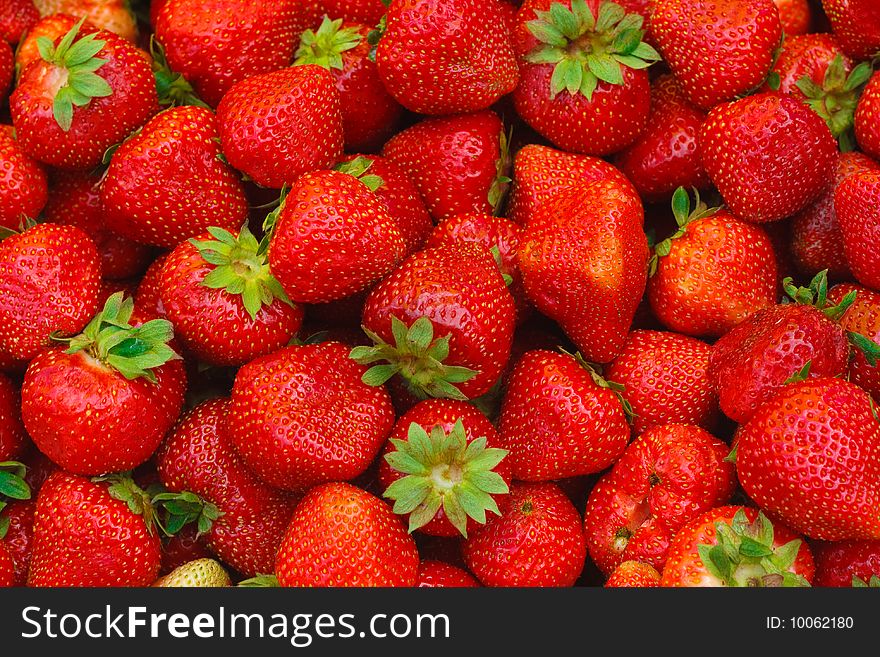 Fresh strawberries.This photo is made in small market near Moscow on June, 27 2009.