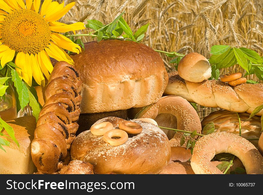 Has ripened an excellent crop of bread. Has ripened an excellent crop of bread.