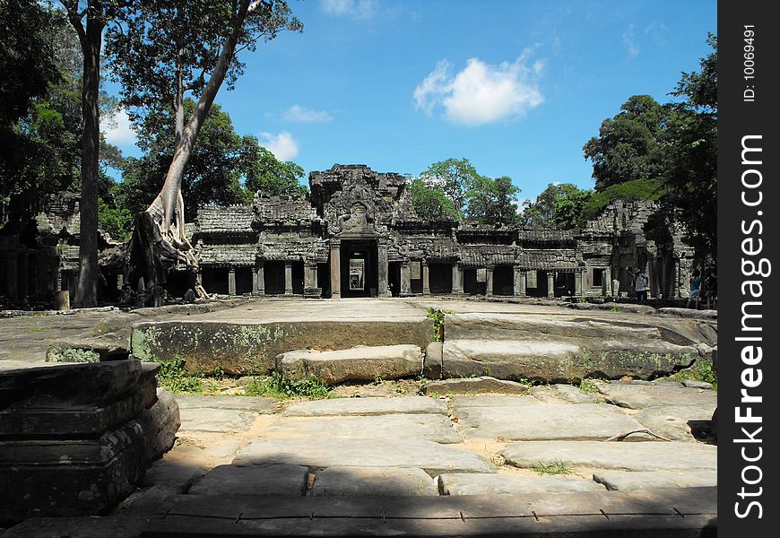 Image of one of the temples in Angkor.