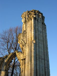 Ruined Church Pillar And Archway Stock Photography Ruined Church Pillar And Archway Stock Photography