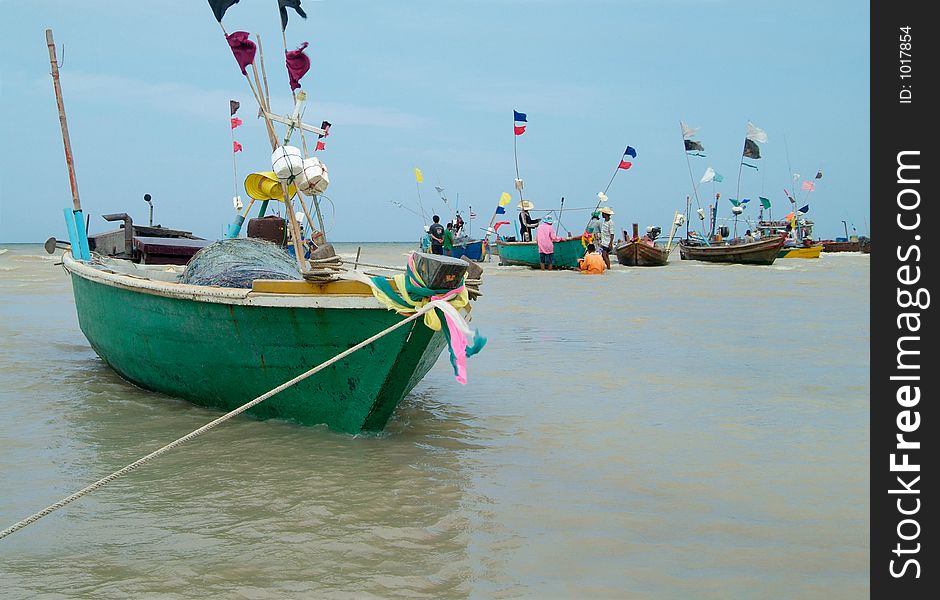Fishing boats off the beach of Na Jomtien, Chonburi province, Thailand. Fishing boats off the beach of Na Jomtien, Chonburi province, Thailand.