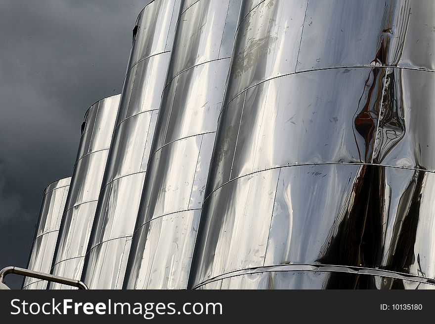 Large aluminum grain storage tank. Large aluminum grain storage tank