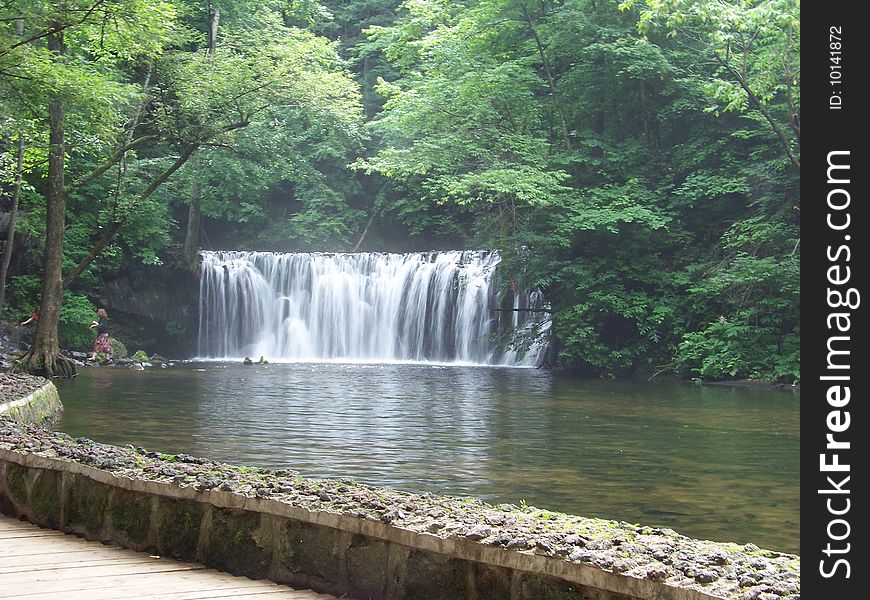 Diaoshuihu waterfall in longwan natural park