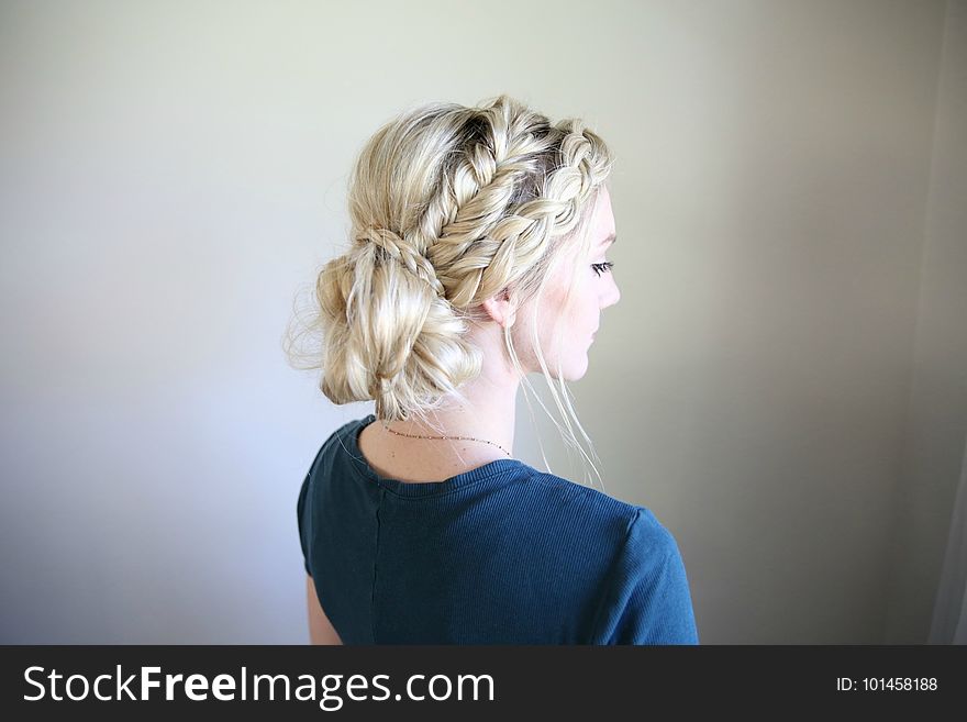 Hair, Hairstyle, Hair Accessory, Bun