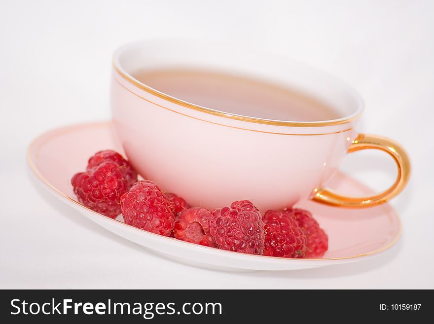 Cup tea raspberry