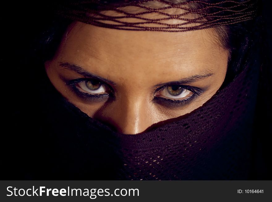 Picture model. Arabic woman. Green eyes.