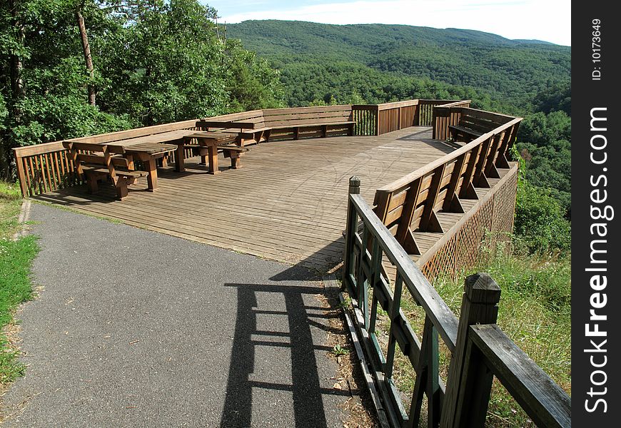 Photo of a scenic mountain overlook deck in maryland.