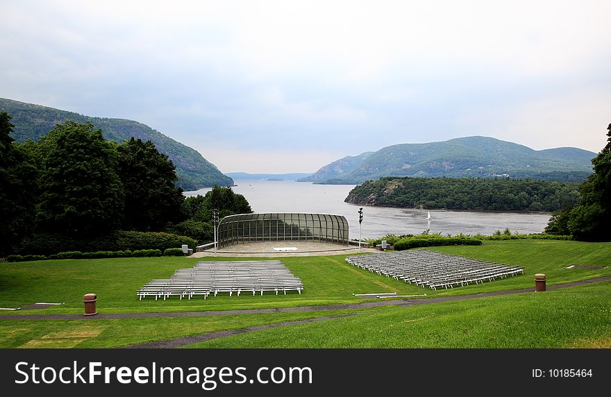 The scenery of Hudson river from the Westpoint Academy