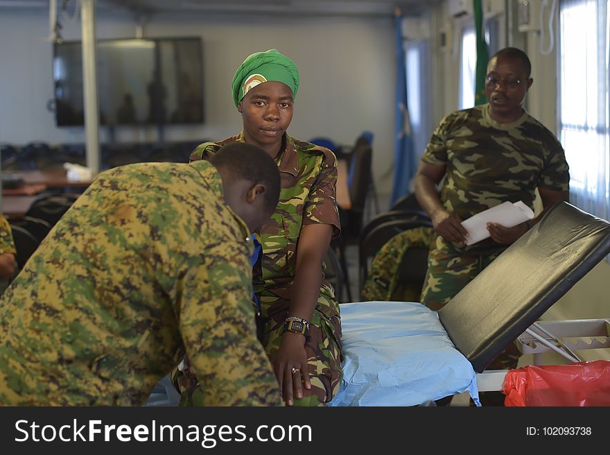 A soldier belonging to the African Union Mission in Somalia donates blood to the victims of the October 14 bombing in Mogadishu, Somalia, which killed over two hundred Somalis and injured hundred of others. AMISOM Photo. A soldier belonging to the African Union Mission in Somalia donates blood to the victims of the October 14 bombing in Mogadishu, Somalia, which killed over two hundred Somalis and injured hundred of others. AMISOM Photo