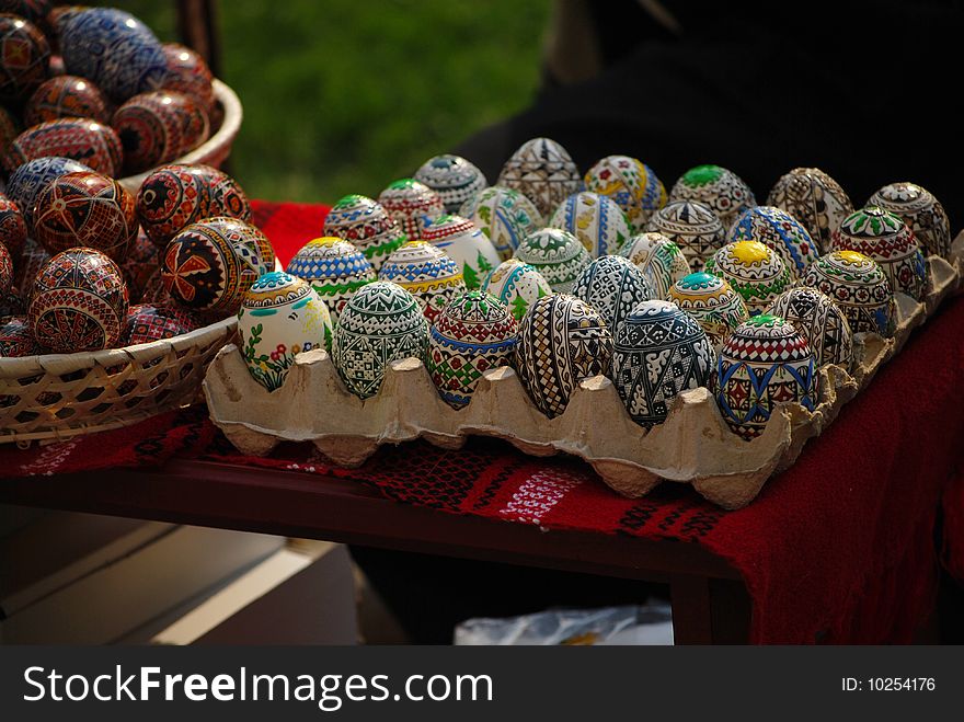 Painted Easter eggs - Romanian traditional art