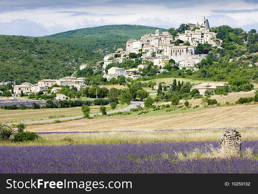 Simiane-la-Rotonde, Provence, France