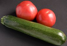 Tomatoes And Zucchini Stock Photography Tomatoes And Zucchini Stock Photography