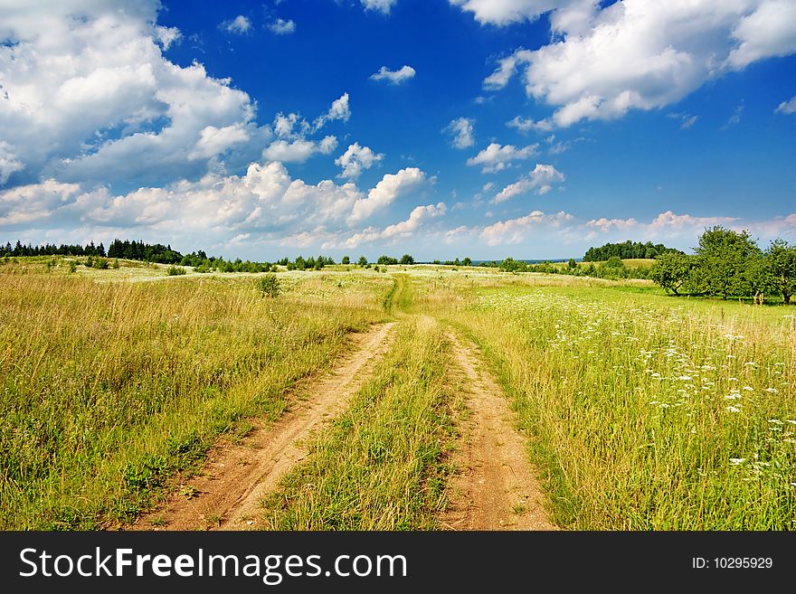 Summer landscape blu sky road