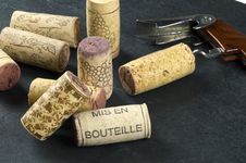 Corks And Wine Opener Royalty Free Stock Photos Corks And Wine Opener Royalty Free Stock Photos