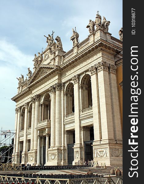 Basilica San Giovanni in Laterano (Saint John Lateran), the former cathedral and Pope residence.