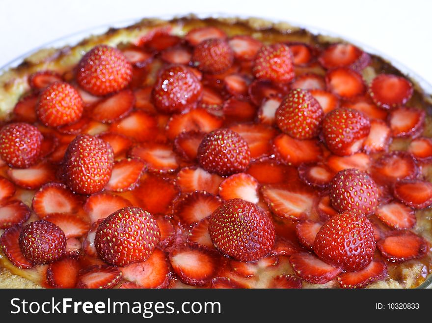 Strawberry pie with fresh strawberries