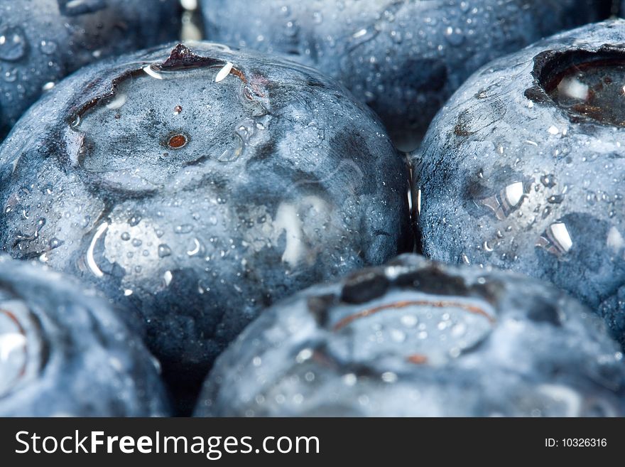 View of a pile of fresh blueberries.