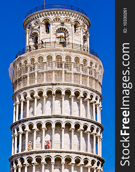 Leaning tower of Pisa Italy on a sunny day