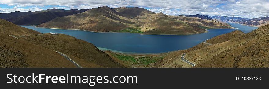 The Young Lake is a holy lake in tibet china, worshiped by local inhabitants.

When sun shines, it gives fantanstic view of clear blue water and small grassland. The Young Lake is a holy lake in tibet china, worshiped by local inhabitants.

When sun shines, it gives fantanstic view of clear blue water and small grassland