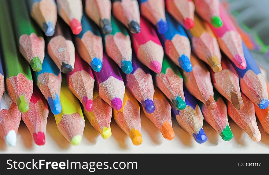 Original forshortening varicolored pencils
