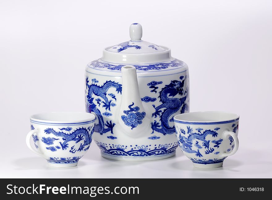 Oriental Tea Pot and Cups