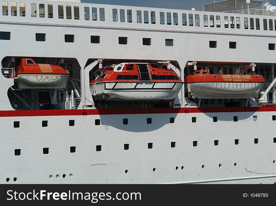 Rescue boats on a cruise ship