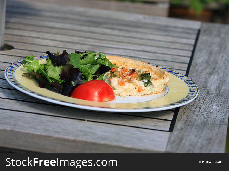 Quiche Salad Food