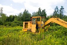 Abandoned Construction Machinery Royalty Free Stock Photos Abandoned Construction Machinery Royalty Free Stock Photos