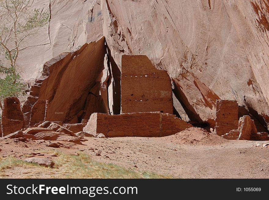 Ruins in Canyon de Chelly