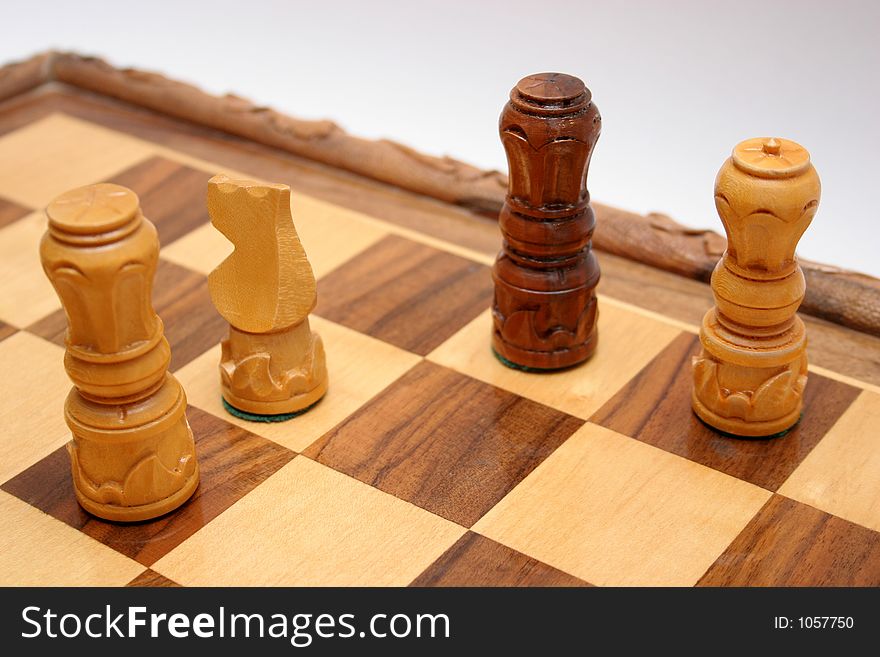 Chess game, King crashed