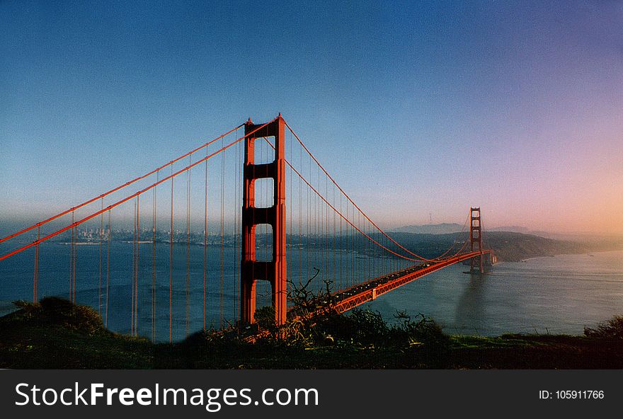 Golden Gate Bridge, New York