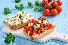 Variety Of Sandwiches With Tomatoes, Mozzarella, Avocado, Eggs And Cream Cheese. Royalty Free Stock Images Variety Of Sandwiches With Tomatoes, Mozzarella, Avocado, Eggs And Cream Cheese. Royalty Free Stock Images