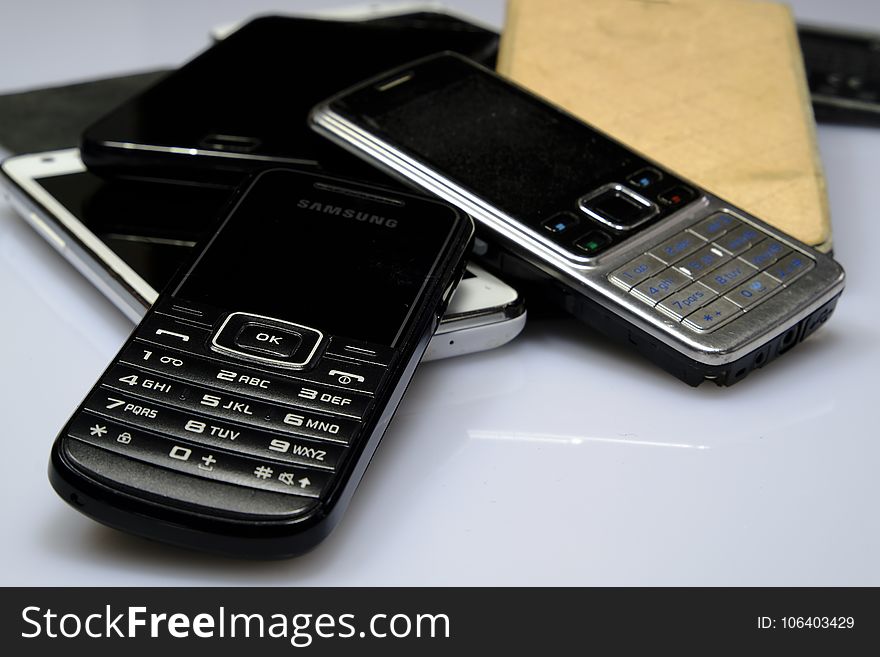 Mobile Phone, Feature Phone, Communication Device, Gadget