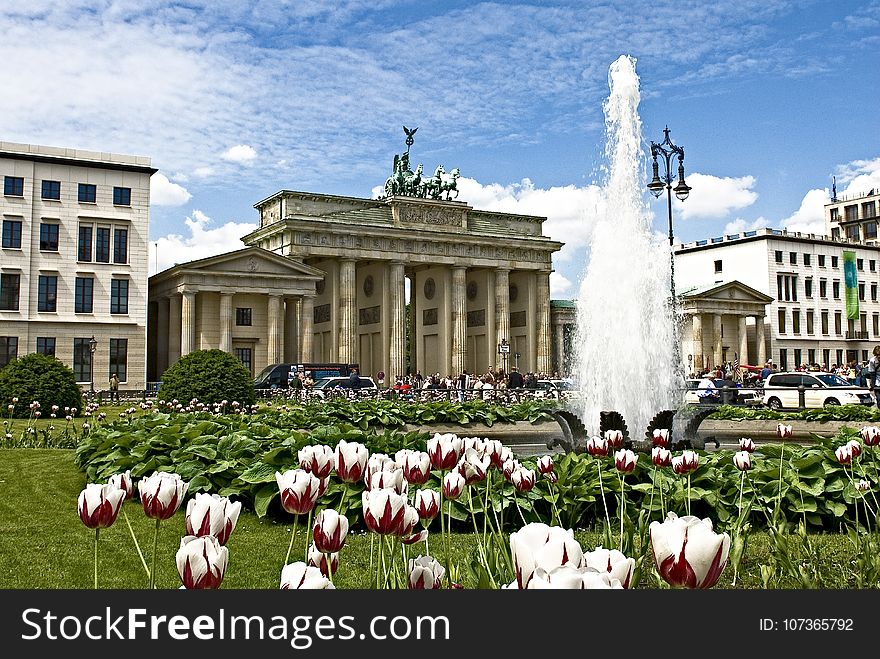 Landmark, Plant, Fountain, Palace