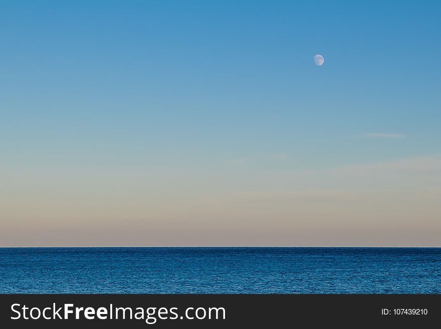 Sky, Horizon, Sea, Daytime