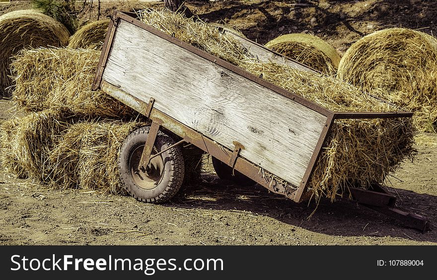 Hay, Vehicle, Soil, Straw