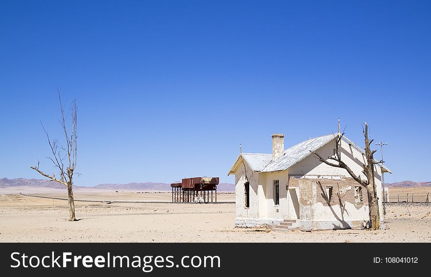 Ecosystem, Sky, Desert, Aeolian Landform